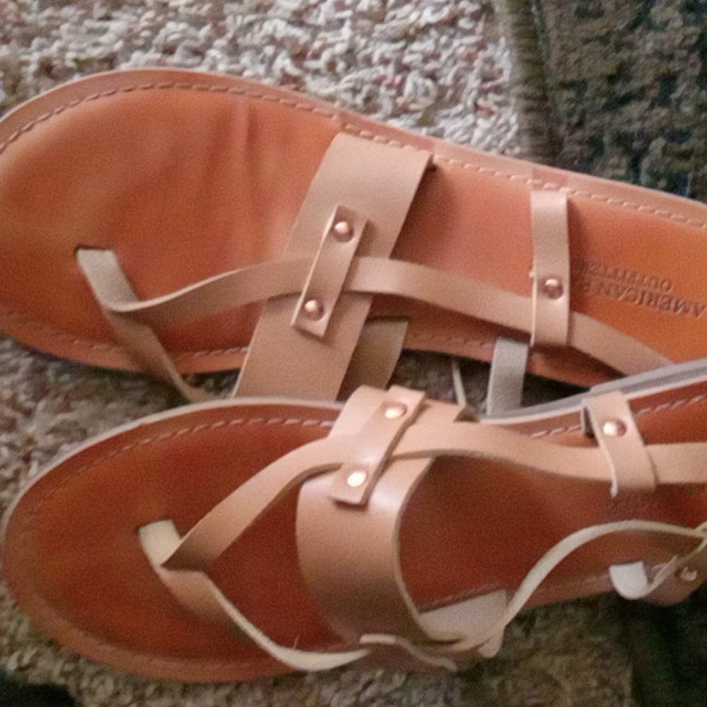 Sandles